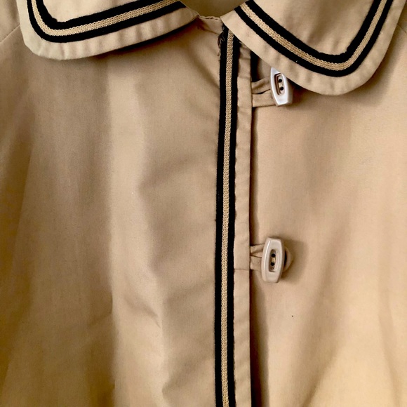 Raincoat/Carcoat - Picture 2 of 2